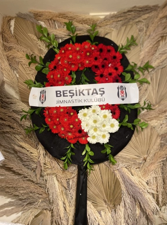 Çelenk Canlı Çiçek İle