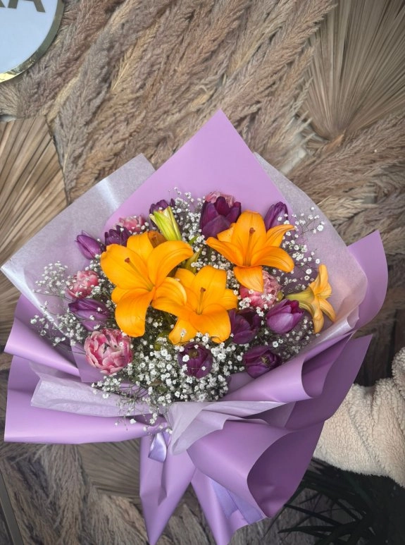 Karışık Lilyum Buketi